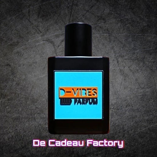 De Cadeau Factory D-Vibes Blue eau de parfum in een stoere zwarte fles met een opvallend blauw en oranje label.