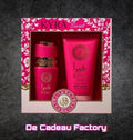 De Cadeau Factory Kyra Sweet cadeauset met felroze parfumfles en bodylotion in luxe verpakking met Arabische motieven.