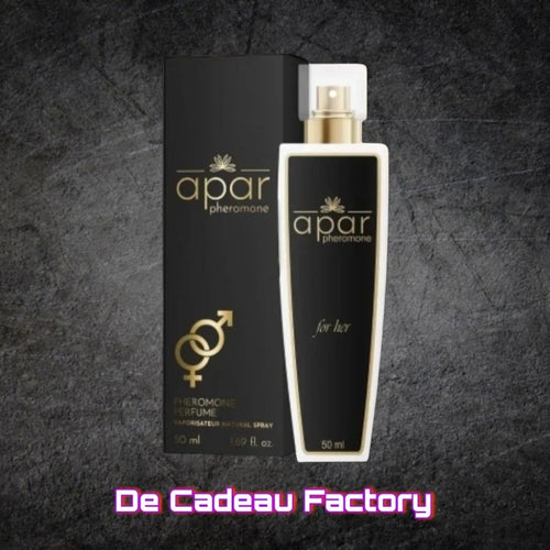 De Cadeau Factory APAR feromonen parfum voor haar in een elegante zwarte en gouden fles met bijpassende verpakking.